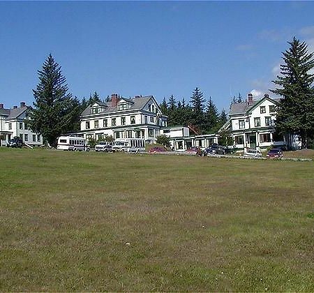Hotel Halsingland Haines Buitenkant foto