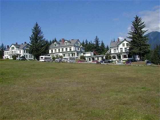 Hotel Halsingland Haines Buitenkant foto